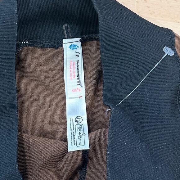 NWOT FP Movement Free People There You Go Run Shorts In Oil Combo size XS Small - Picture 6 of 8